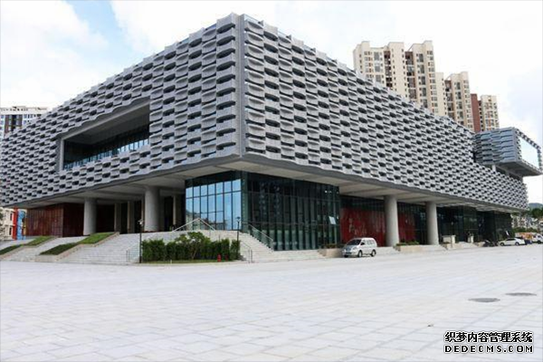 金海岸文化藝術(shù)中心采用吊式彈簧<a href='http://www.bbcphoto.cn' target='_blank'><u>減震器</u></a>
