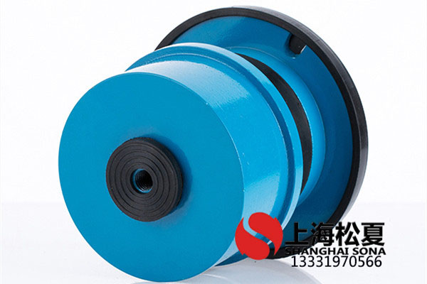 ZTA-320<a href='http://www.bbcphoto.cn' target='_blank'><u>彈簧減震器</u></a>安裝在螺桿冷水機組